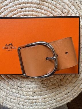 Authentic Hermès Étrivière leather wrap bracelet in camel 🤍